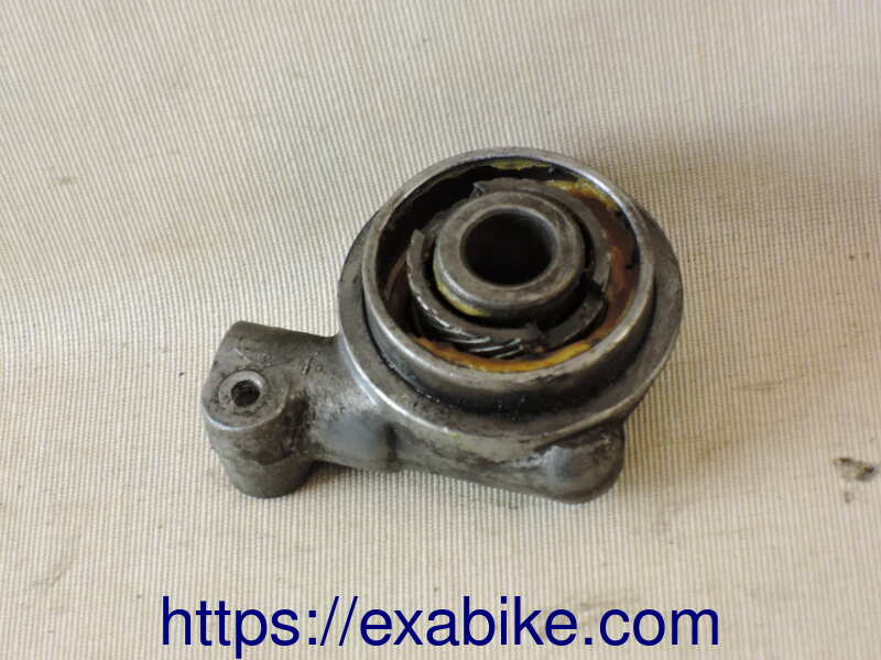 speedometer gear Honda CB125 Twin - photo 2