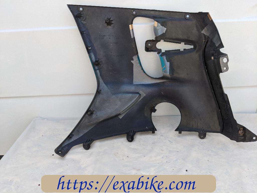 side fairing, right Honda CBR1000F - photo 2