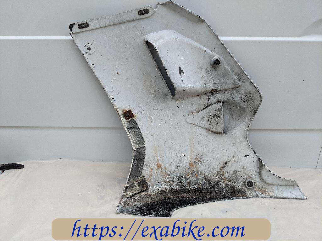 side fairing, right Suzuki RGV 250 - photo 2