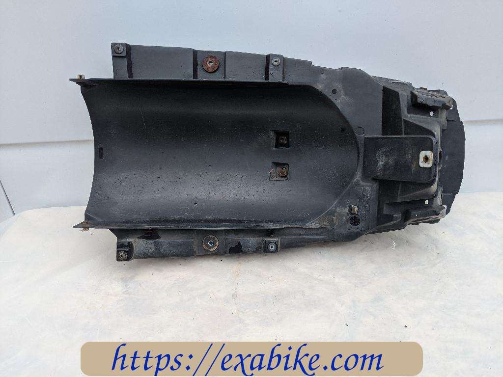 rear wheel upper cover BMW R1150RT - photo 2