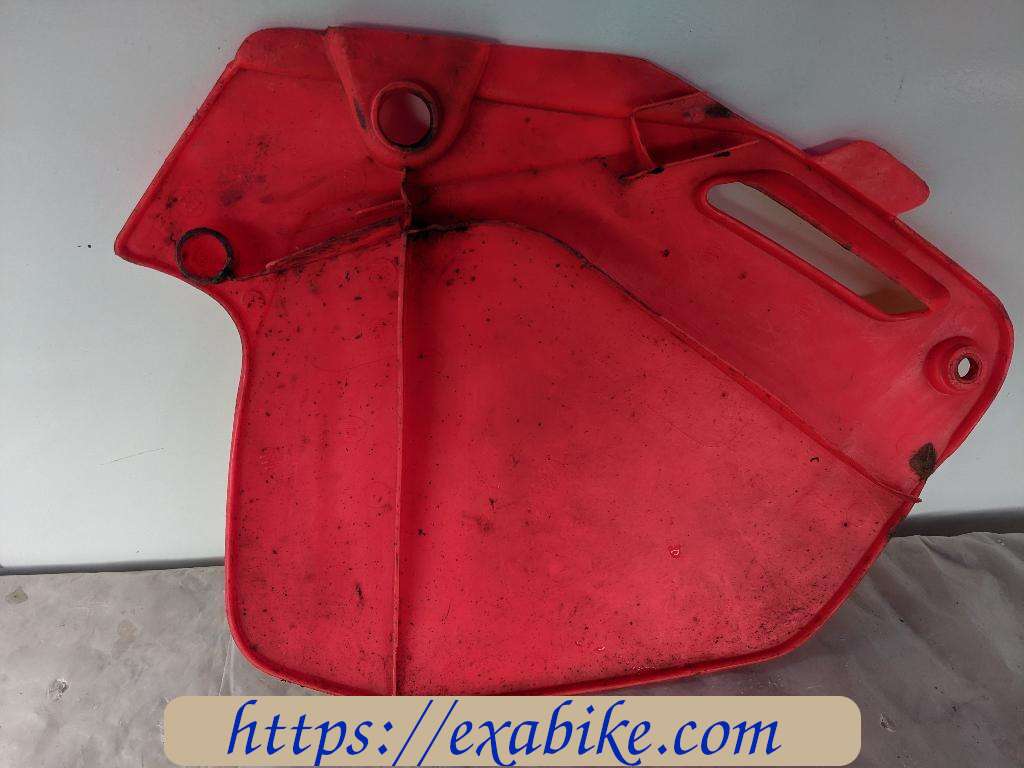 side cover, left Honda CR 250 - photo 4
