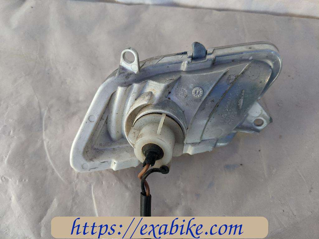 turn signal, front left Yamaha X-MAX 125 - photo 2