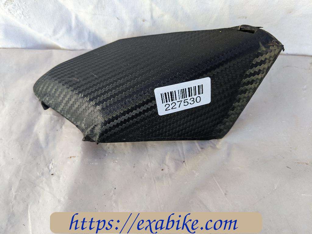 élément plastique Yamaha X-MAX 125 - photo 1