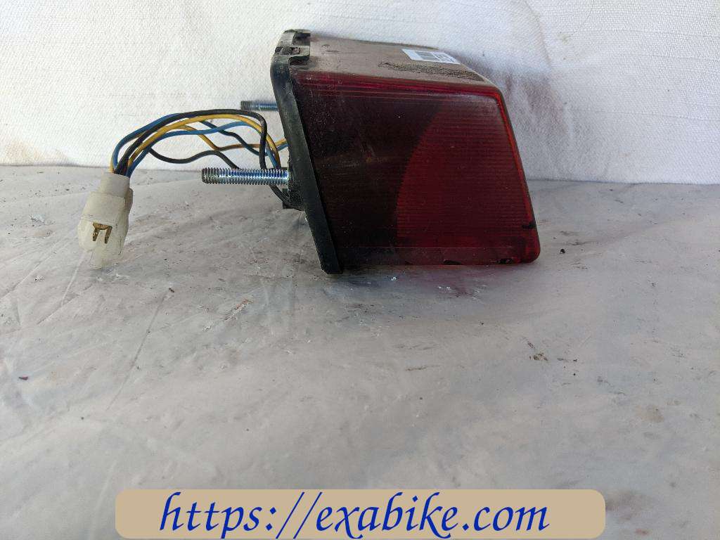 tail light Yamaha TZR 125 - photo 2