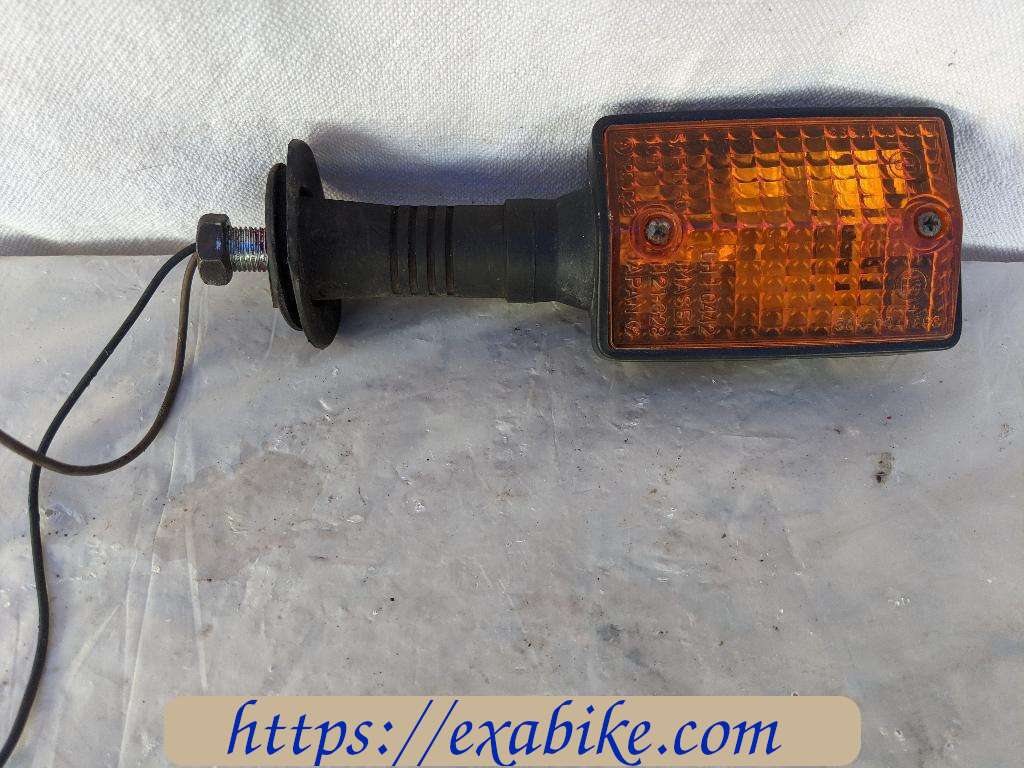turn signal Yamaha TZR 125 - photo 1