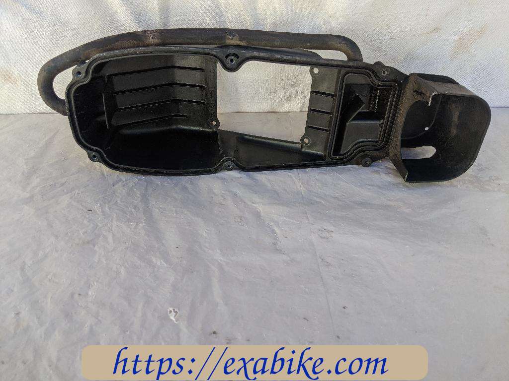 air cleaner box Honda Varadero 125 - photo 3