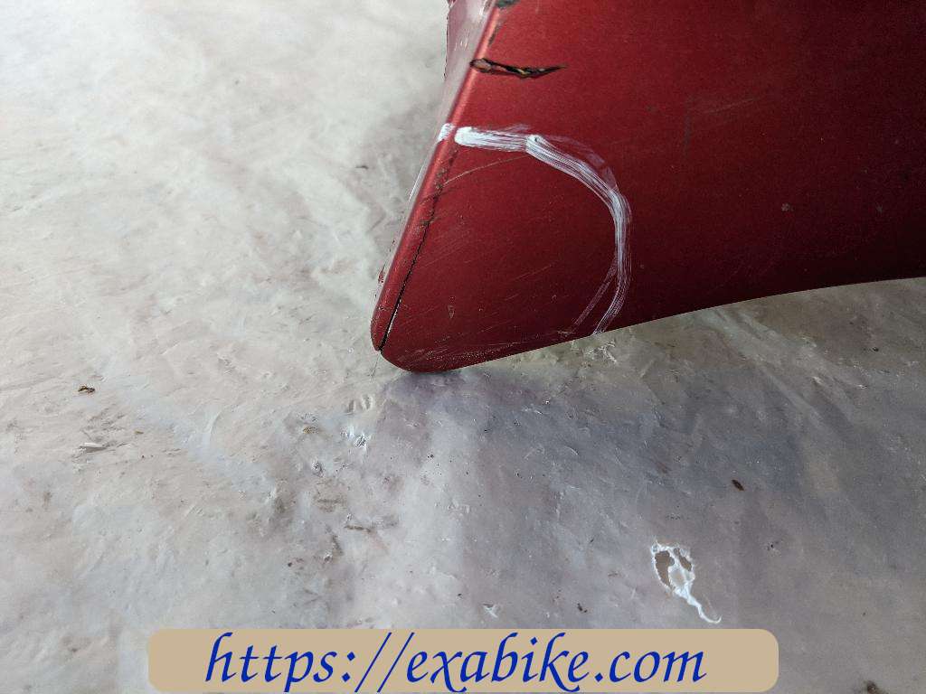 front fender Yamaha GTS 1000 - photo 3