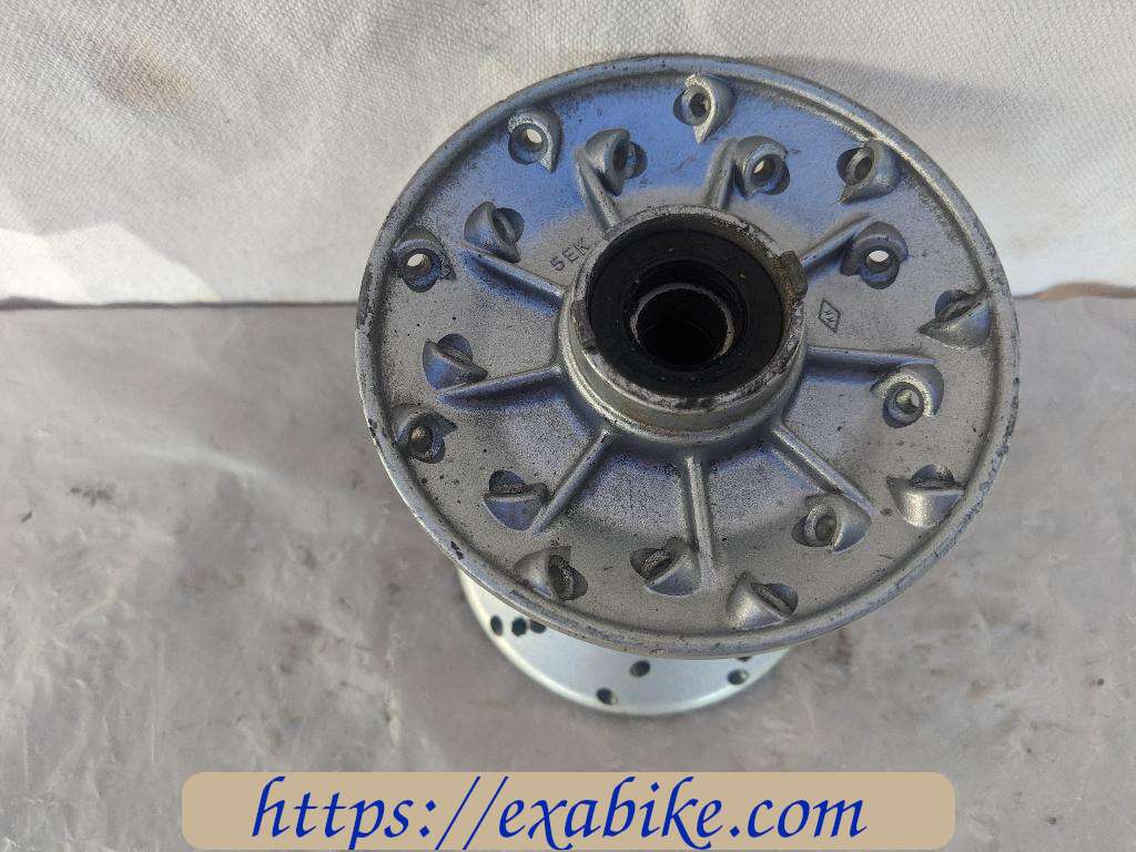 wheel hub, front Yamaha TW 125 - photo 2