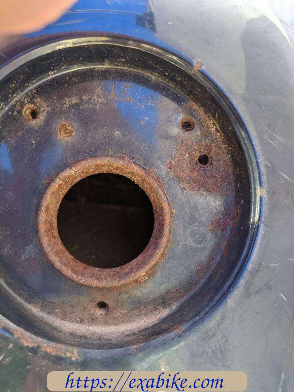fuel tank Yamaha XJ 900 Diversion - photo 4