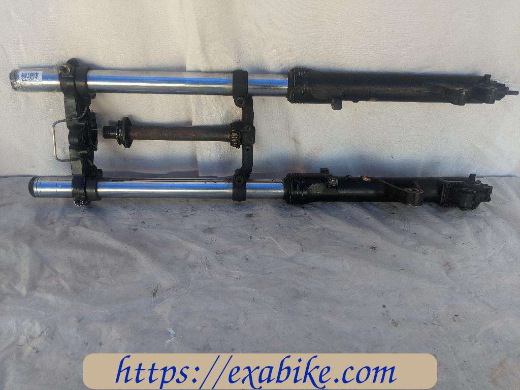 front fork Honda VFC 750 - photo 1