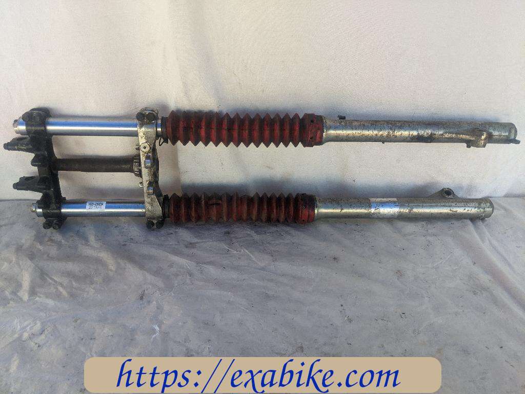 front fork Yamaha XT 350 - photo 2
