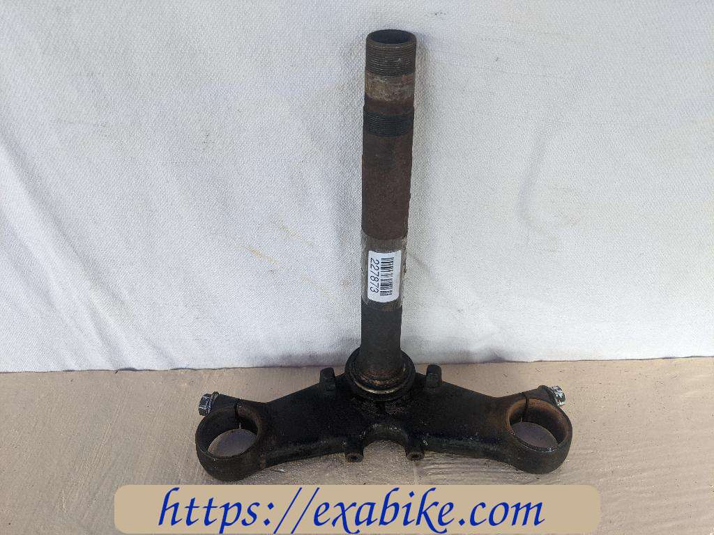 fork bracket, lower Honda GL 1000 - photo 1