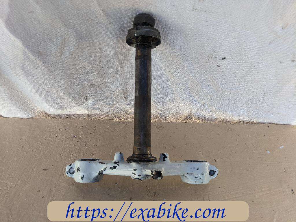 fork bracket, lower Honda 50 MTX - photo 2
