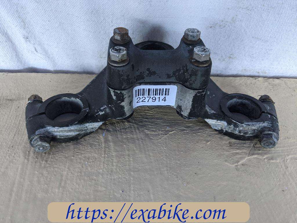 fork bracket, upper Yamaha RDX 125 - photo 1