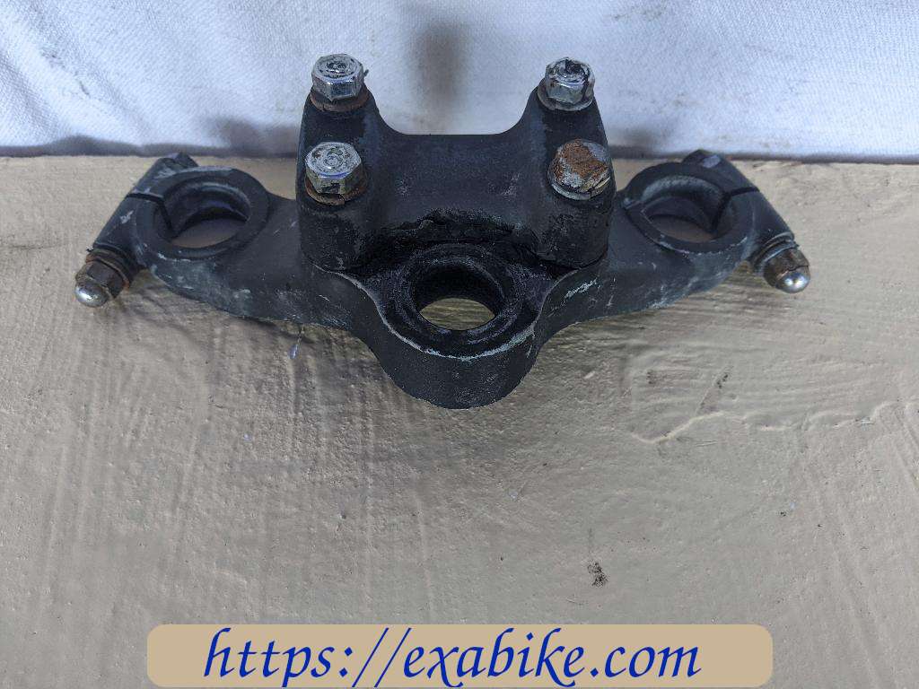 fork bracket, upper Yamaha RDX 125 - photo 2