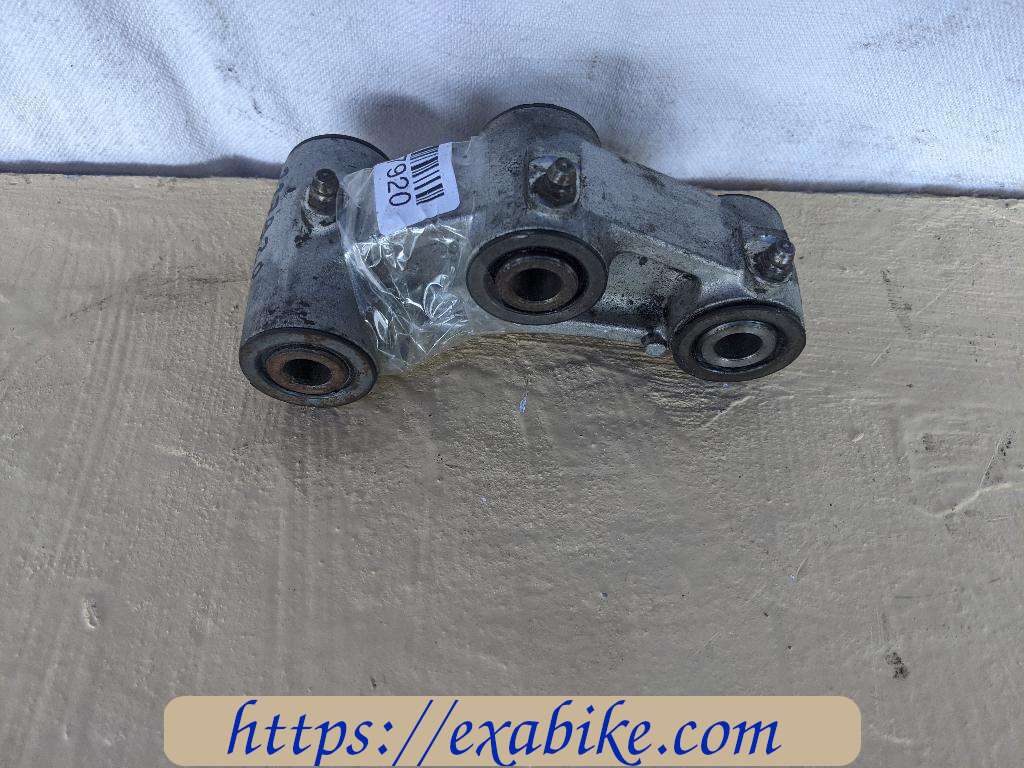 swingarm connecting Kawasaki ZX10 Tomcat - photo 2