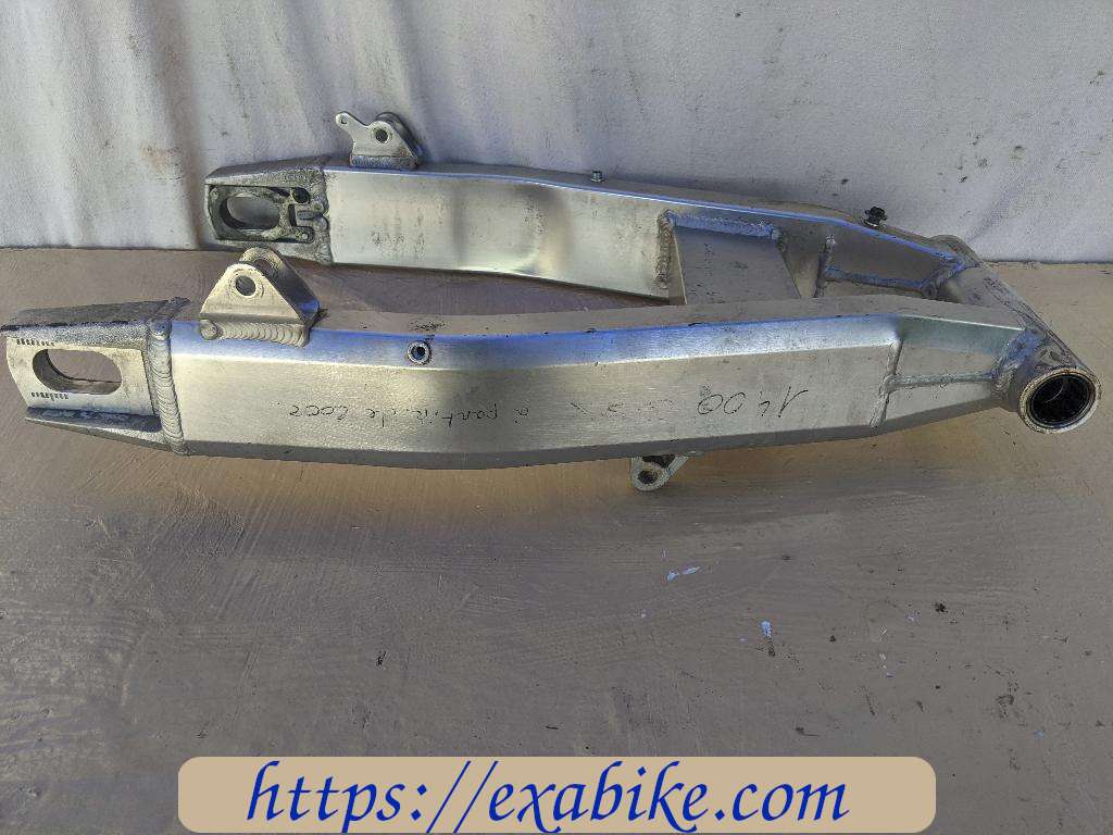 bras oscillant Suzuki GSX 1400 - photo 1