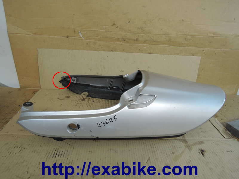 rear cowl Suzuki GSX 750 Inazuma - photo 2
