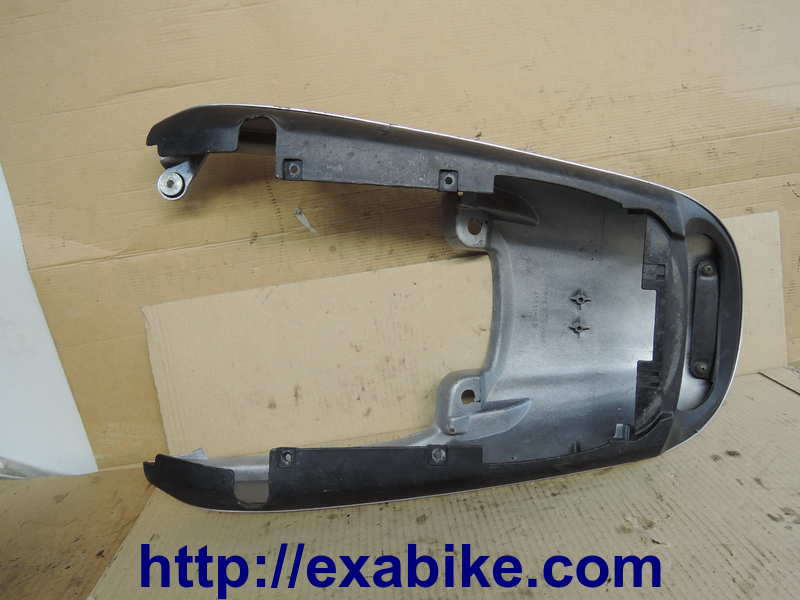rear cowl Suzuki GSX 750 Inazuma - photo 3