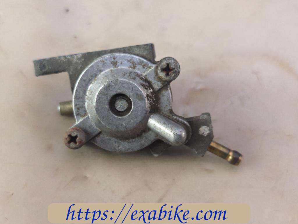 vacuum pump Kymco 125 Sector - photo 2