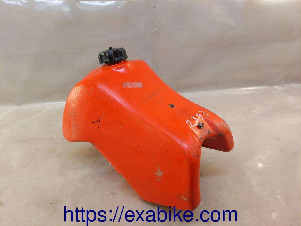 fuel tank Honda CR 125 - photo 1