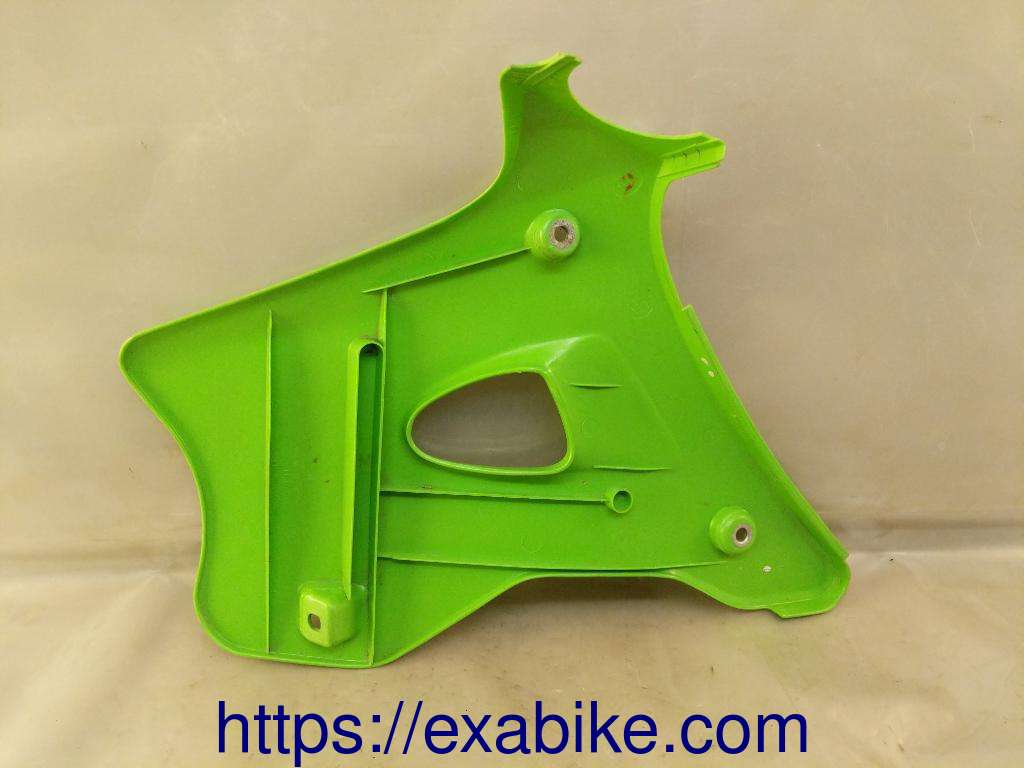 front cover, right Kawasaki KX 125 - photo 2