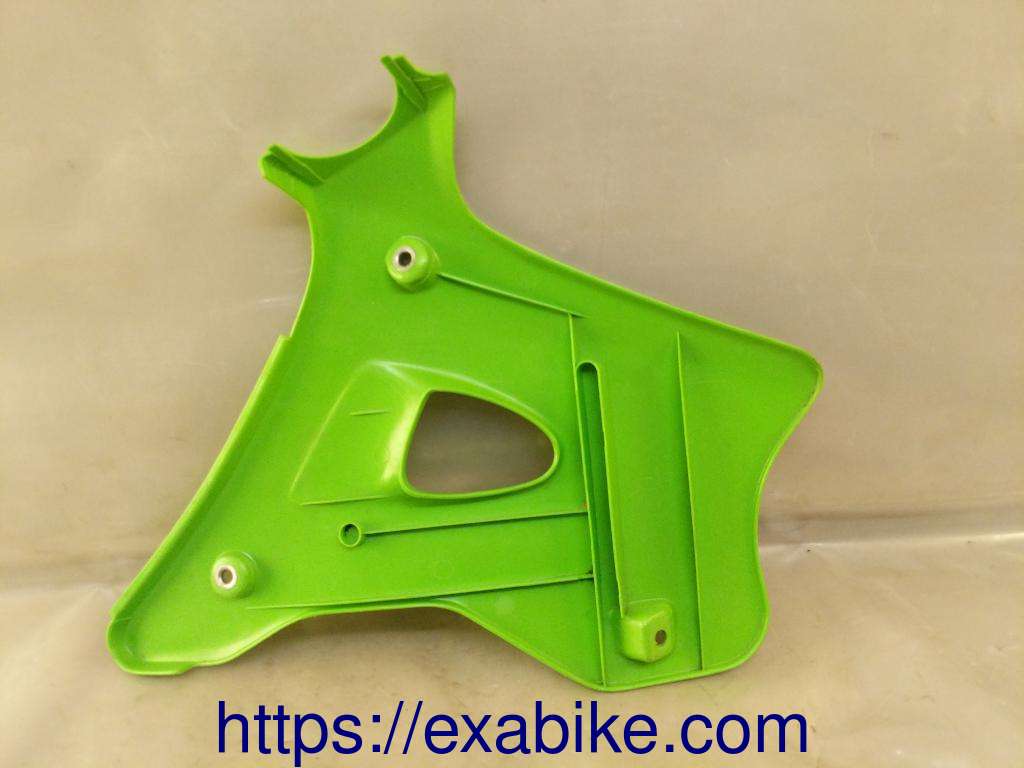 front cover, left Kawasaki KX 125 - photo 2