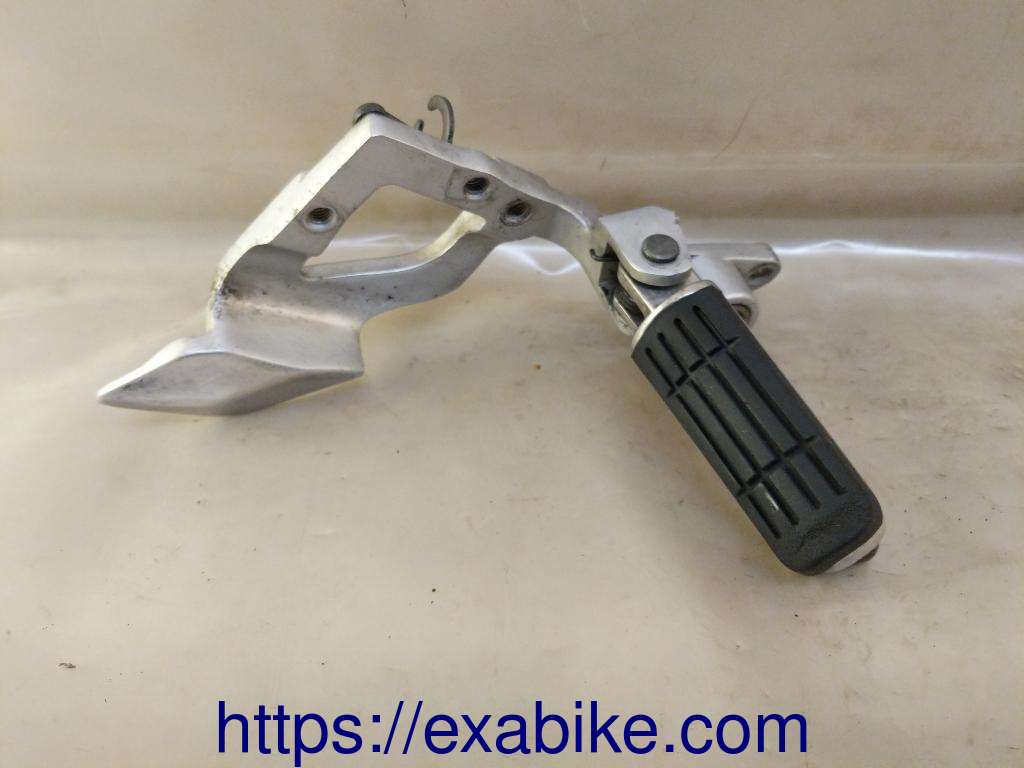footrest plate, front right Yamaha FJR 1300 - photo 1