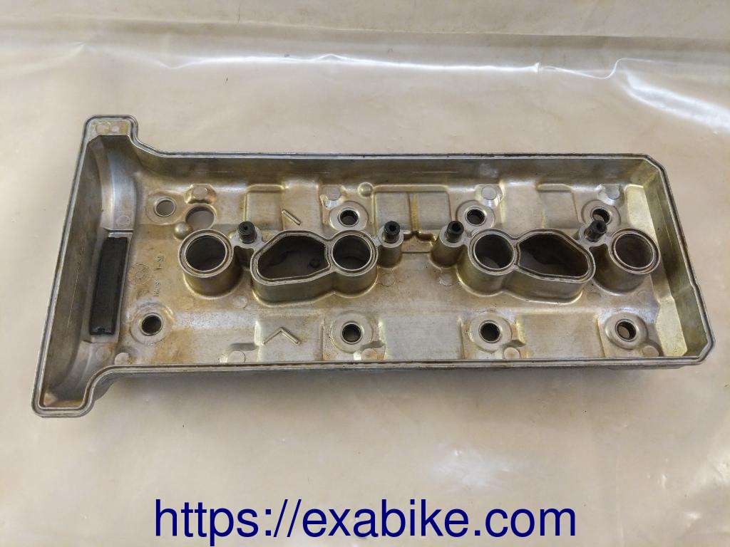 cylinder head cover Yamaha FJR 1300 - photo 3