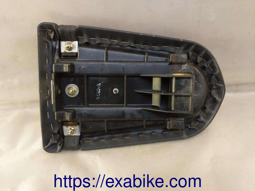 seat, rear Daelim VJ 125 Roadwin - photo 3