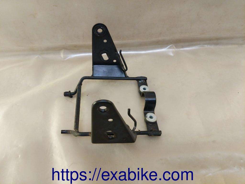 fairing bracket Daelim VJ 125 Roadwin - photo 2