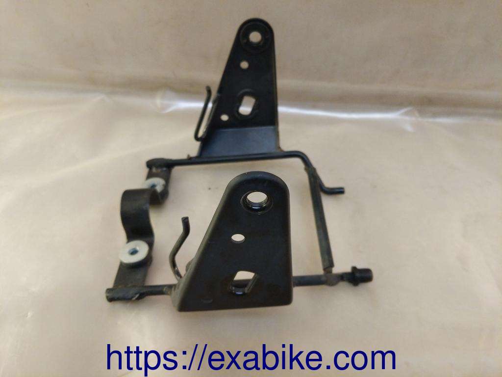 fairing bracket Daelim VJ 125 Roadwin - photo 3