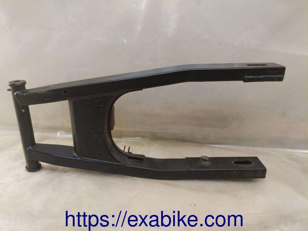 swingarm Daelim VJ 125 Roadwin - photo 3