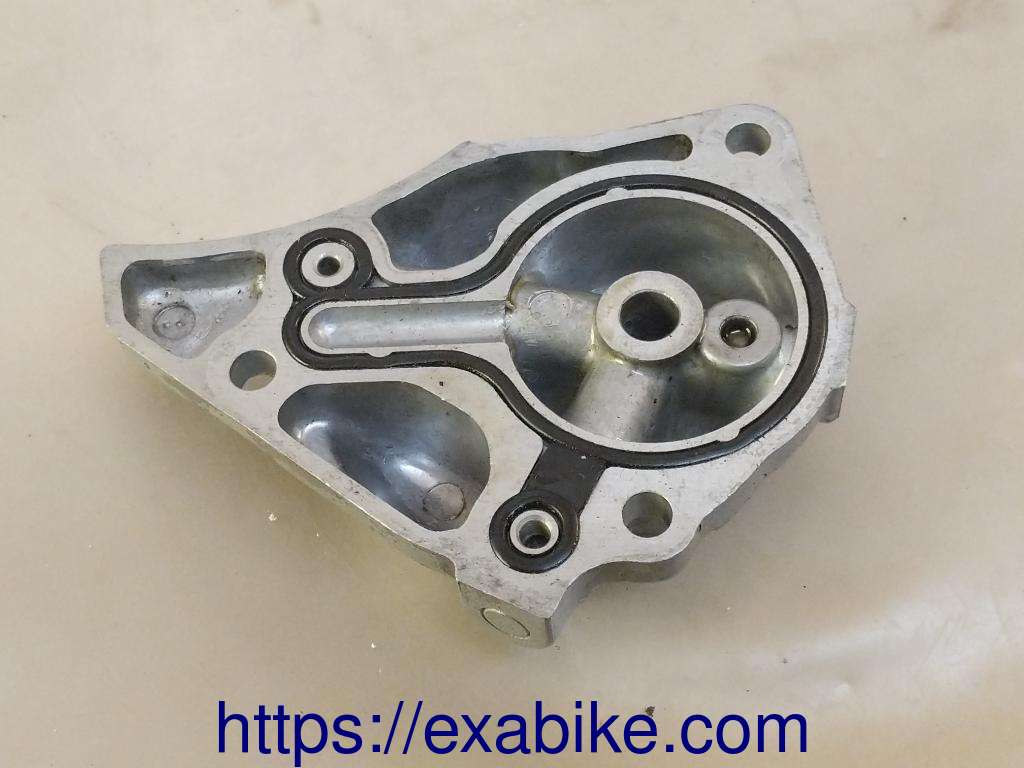 oil filter cover Daelim VJ 125 Roadwin - photo 2