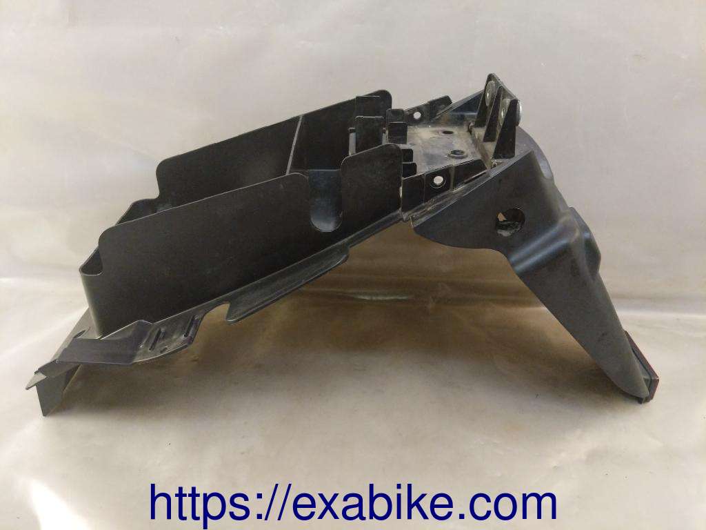 rear fender Daelim VJ 125 Roadwin - photo 2