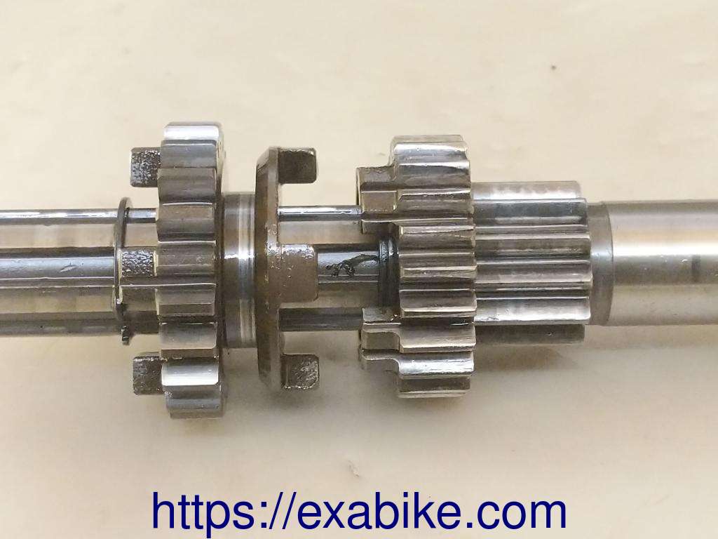 gearbox primary shaft Daelim VJ 125 Roadwin - photo 2