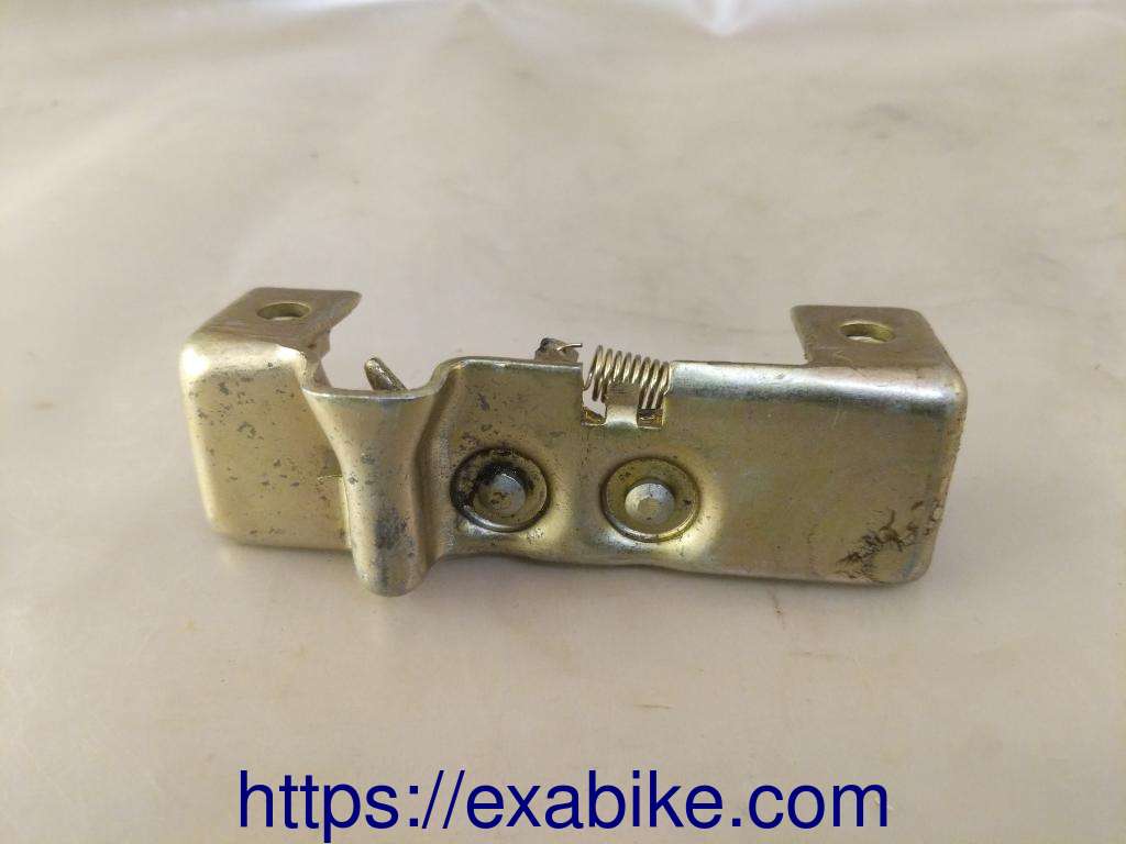 verrou de selle Daelim VJ 125 Roadwin - photo 2