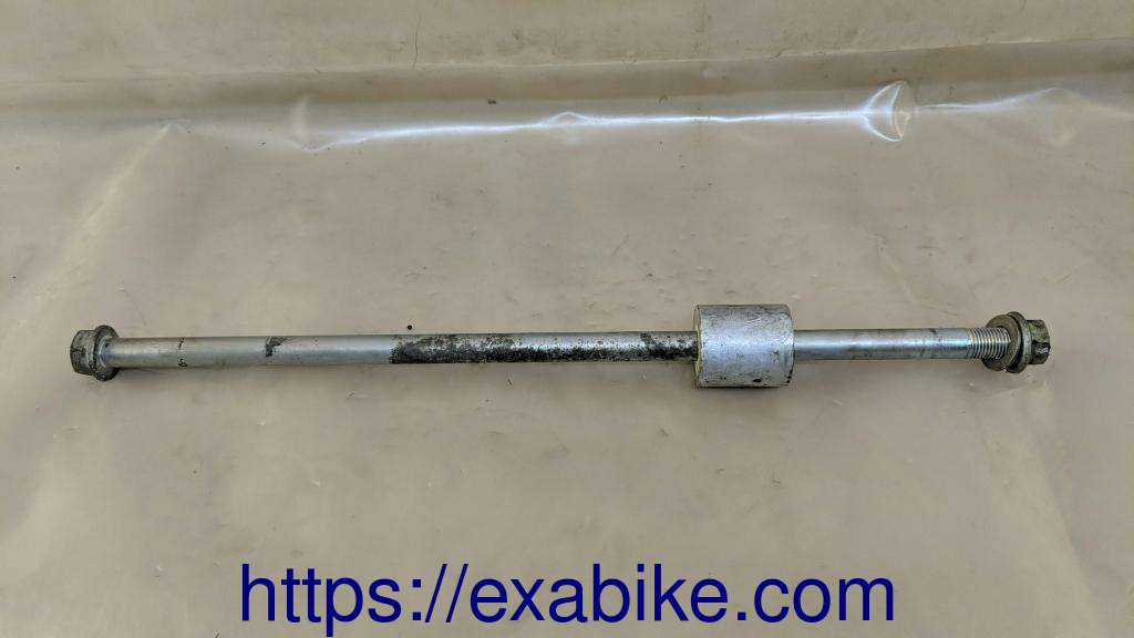 engine bolt Honda VFR 800 - photo 1
