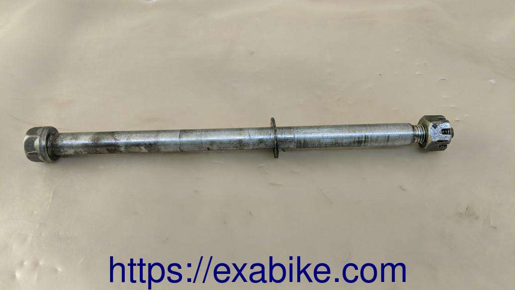 axe de roue avant Yamaha XT 125 - photo 1