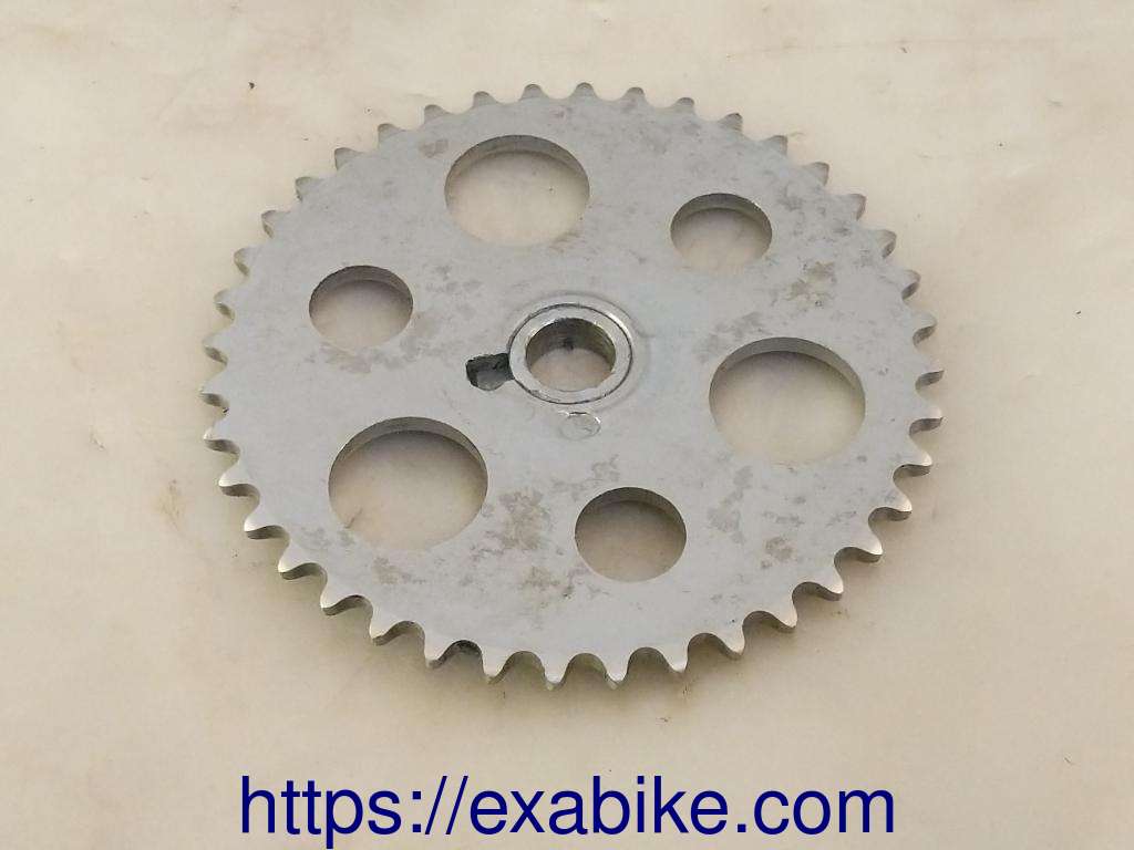camshaft pinion Yamaha XT 125 - photo 1
