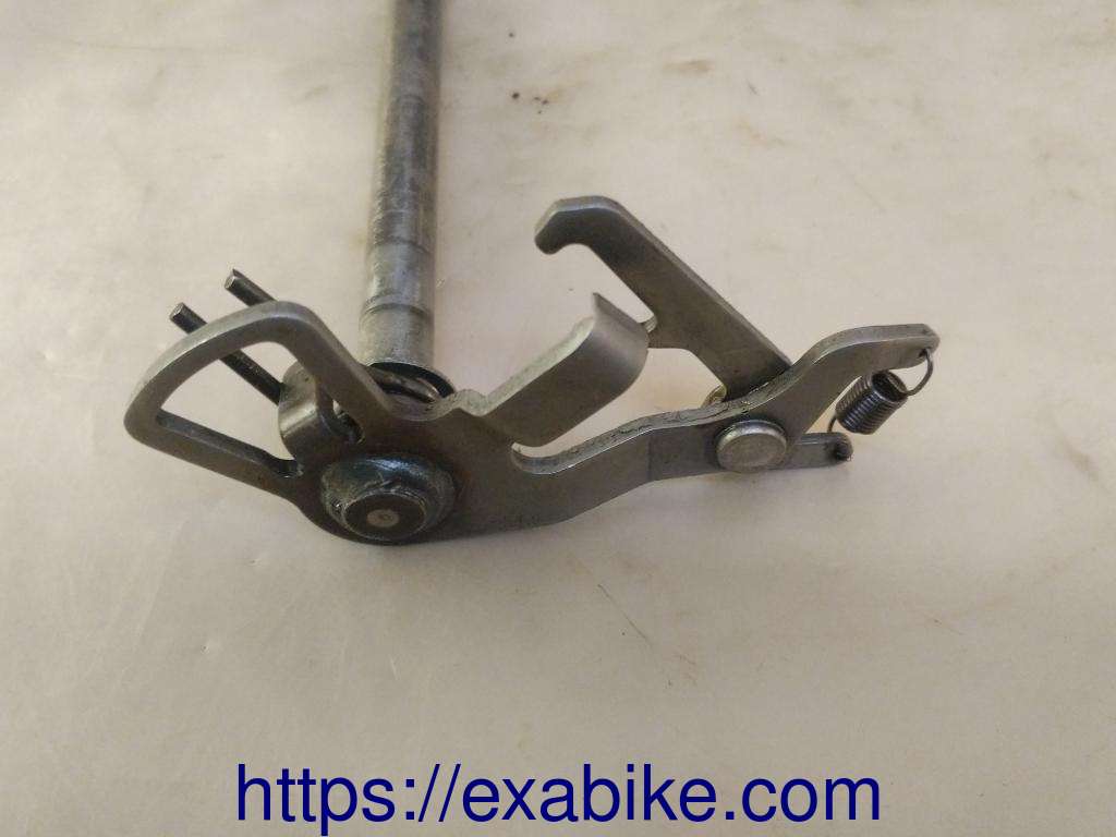 axe de sélection Yamaha XT 125 - photo 3