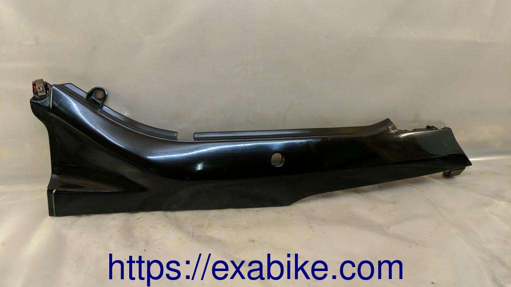rear side fairing, left Suzuki GSXF 750 - photo 1
