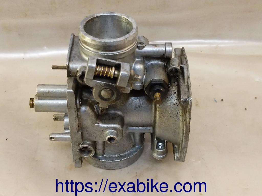 carburetor body Suzuki GSX 750 - photo 3