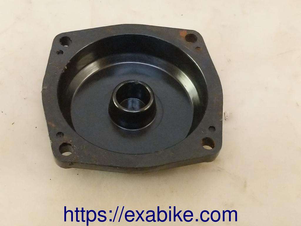 carburetor top cap Suzuki GSX 750 - photo 2