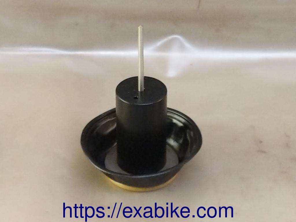 carburetor valve Suzuki GSX 750 - photo 1