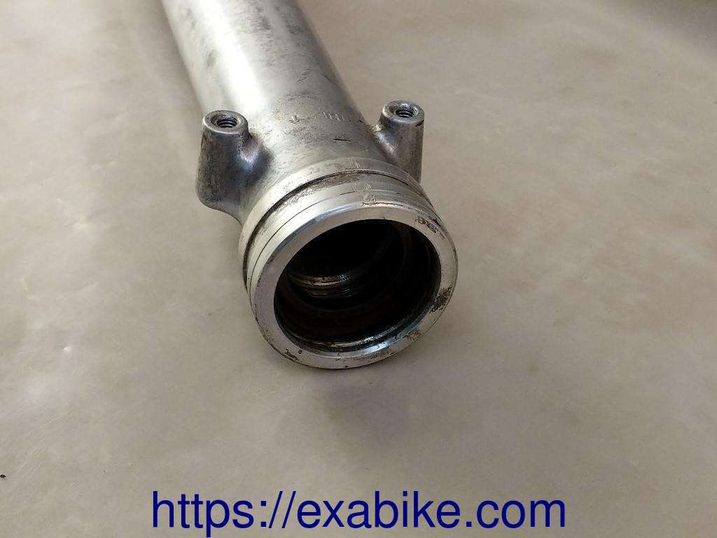 lower fork case, left Honda 125 SL - photo 3