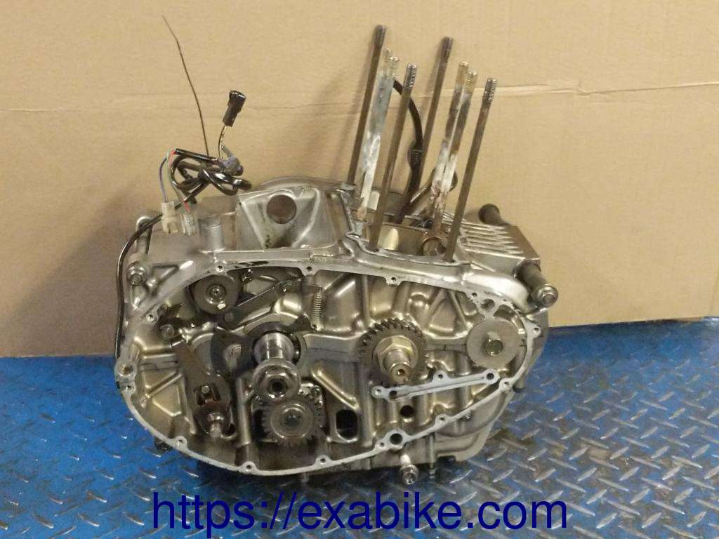 engine block Suzuki GS 500 - photo 2