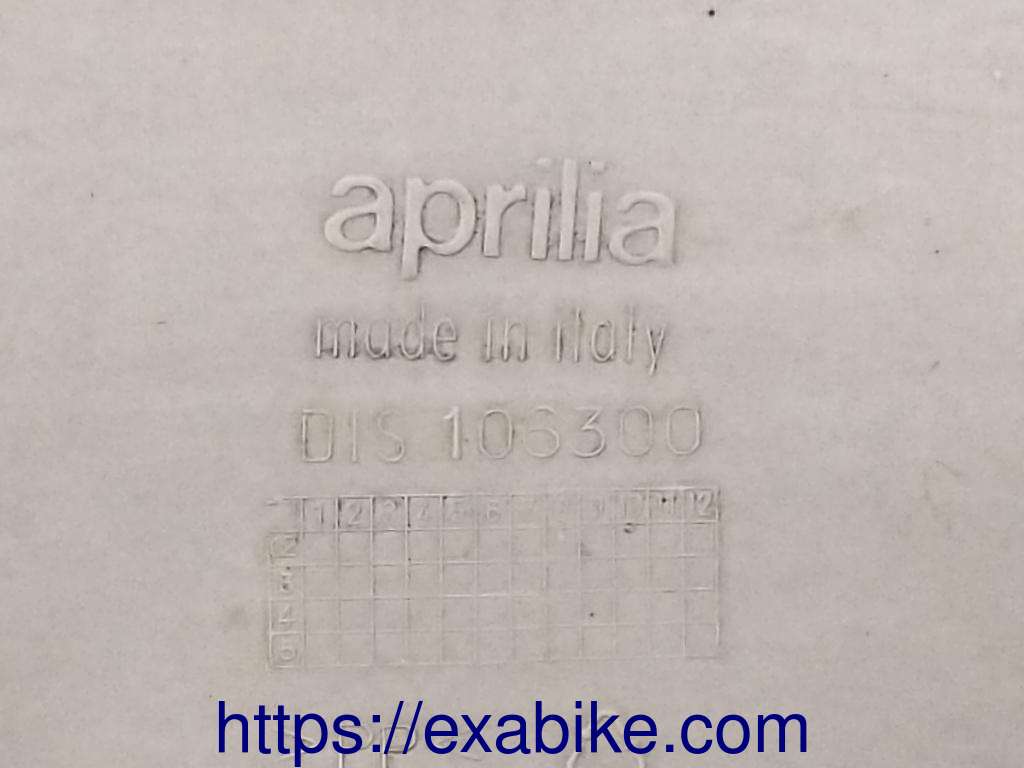 side cover, right Aprilia 500 Scarabeo - photo 3