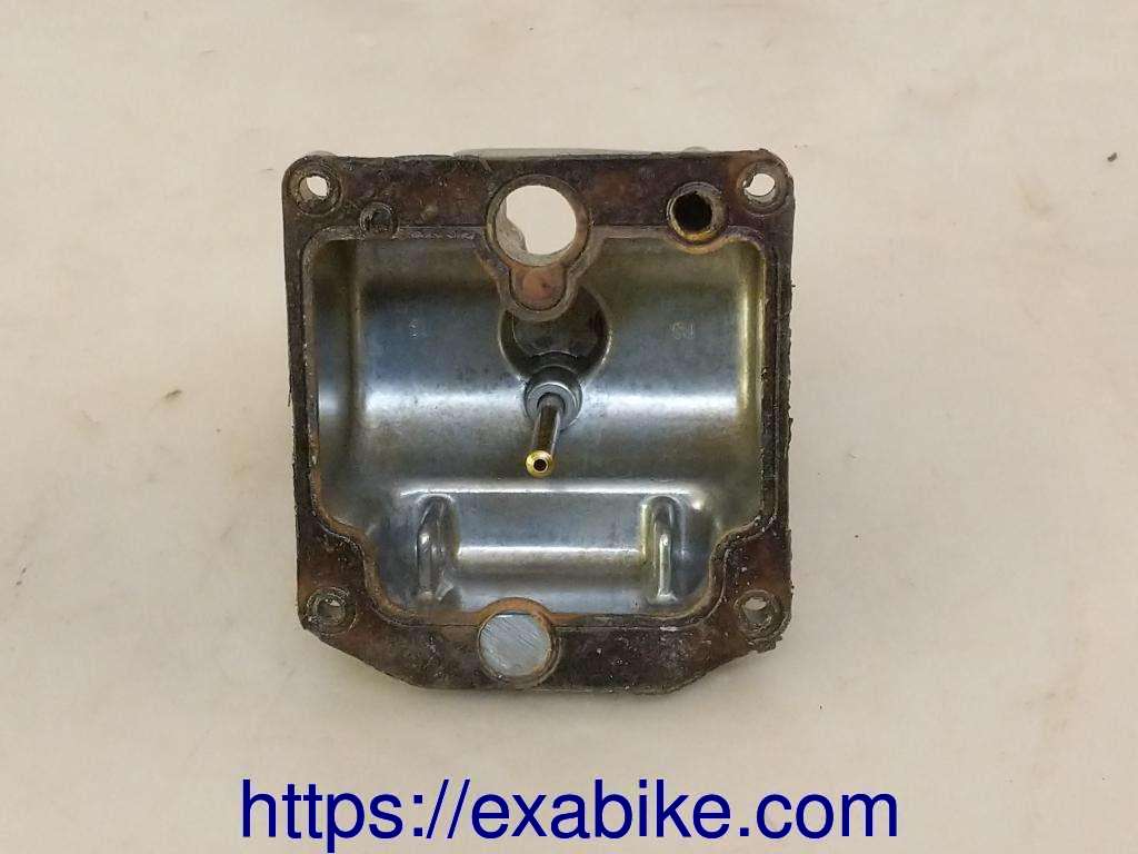 carburetor float chamber Suzuki GS 750 - photo 3