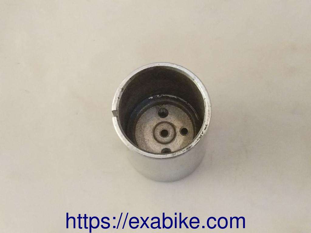 carburetor valve Suzuki GS 750 - photo 3